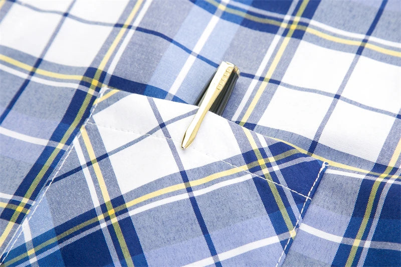 New Men's Casual Plaid Short Sleeved  Shirt for Summer